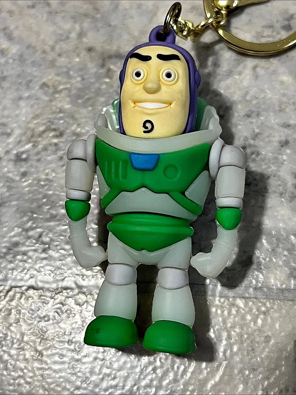 Buzz Lightyear Keychain - Picture 3 of 3